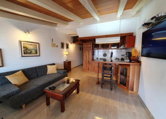 Apartman Onaon Новиград Экстерьер фото